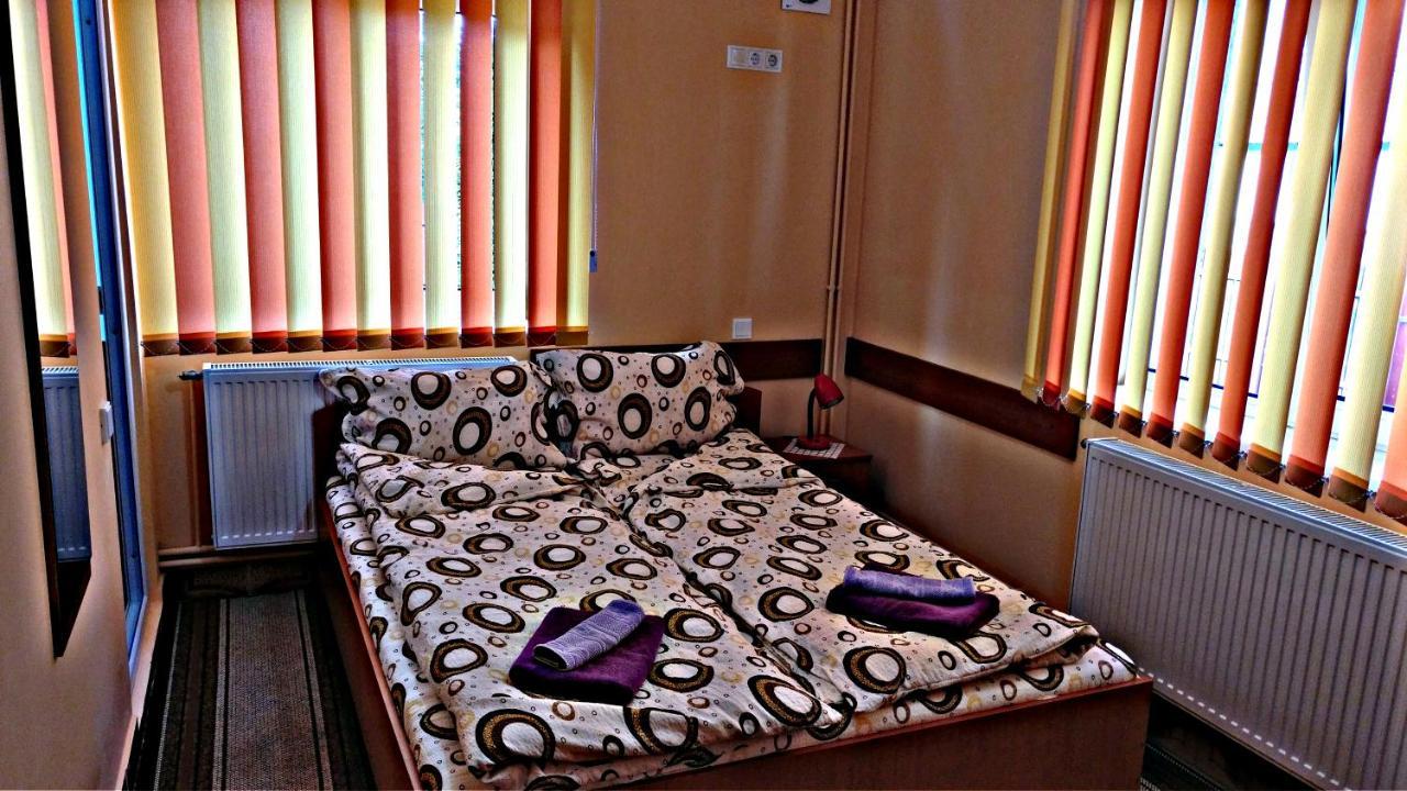 Bed and Breakfast Picnic Panzio à Lunca de Sus Extérieur photo