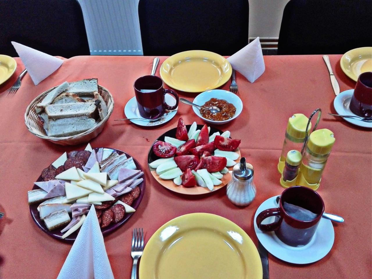 Bed and Breakfast Picnic Panzio à Lunca de Sus Extérieur photo